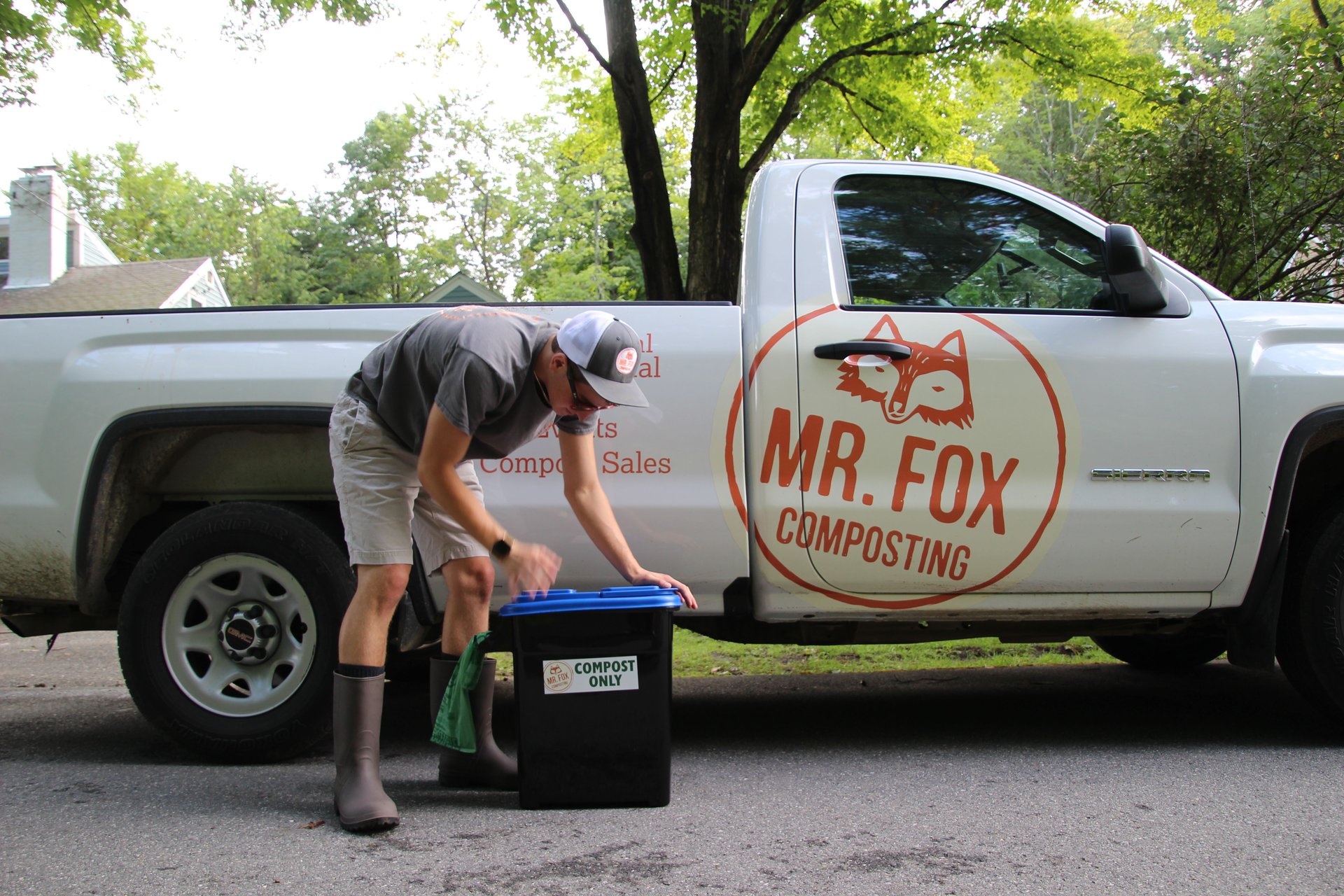 Community Hero November 2020: Mr. Fox Composting